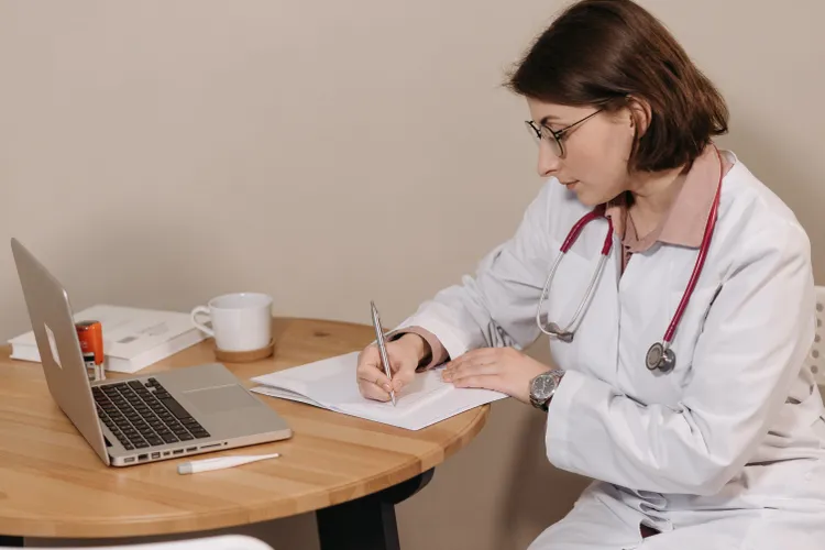 Platforma „E-Sănătatea Mea”, nefuncțională pentru mulți medici și pacienți: acces limitat, autentificare complicată