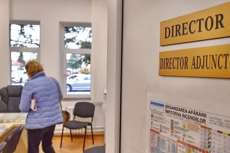 Posturi de director de școală fără concurență: la marile licee din Iași candidează doar actualii directori