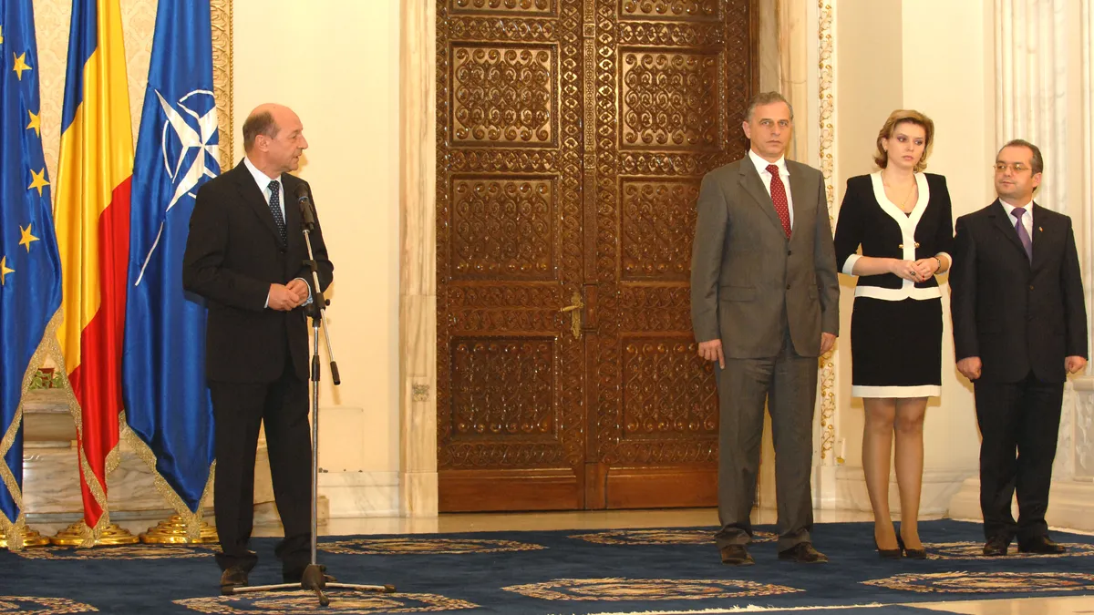 Băsescu îl avertizează pe Ciolacu: „Diaspora poate face preşedinţi” Foto: presidency.ro