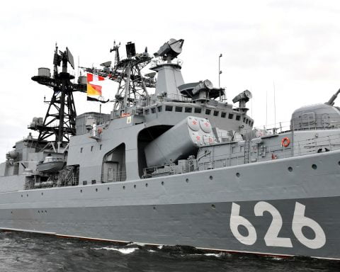 Rusia a lansat manevre navale de amploare în Marea Neagră