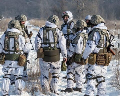 Ucraina va aduce 100.000 de soldați în Armată
