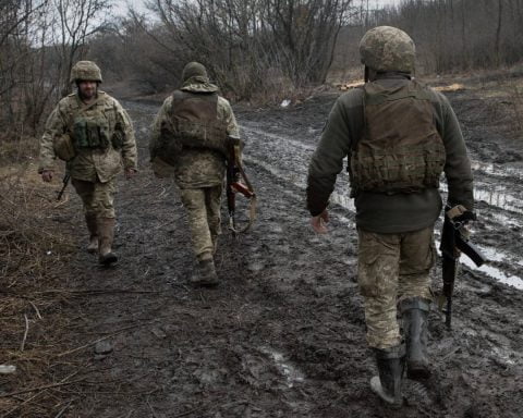 Veteranii ucraineni vor primi arme