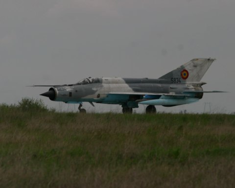 MiG 21, catastrofă: kerosenul oprește motorul