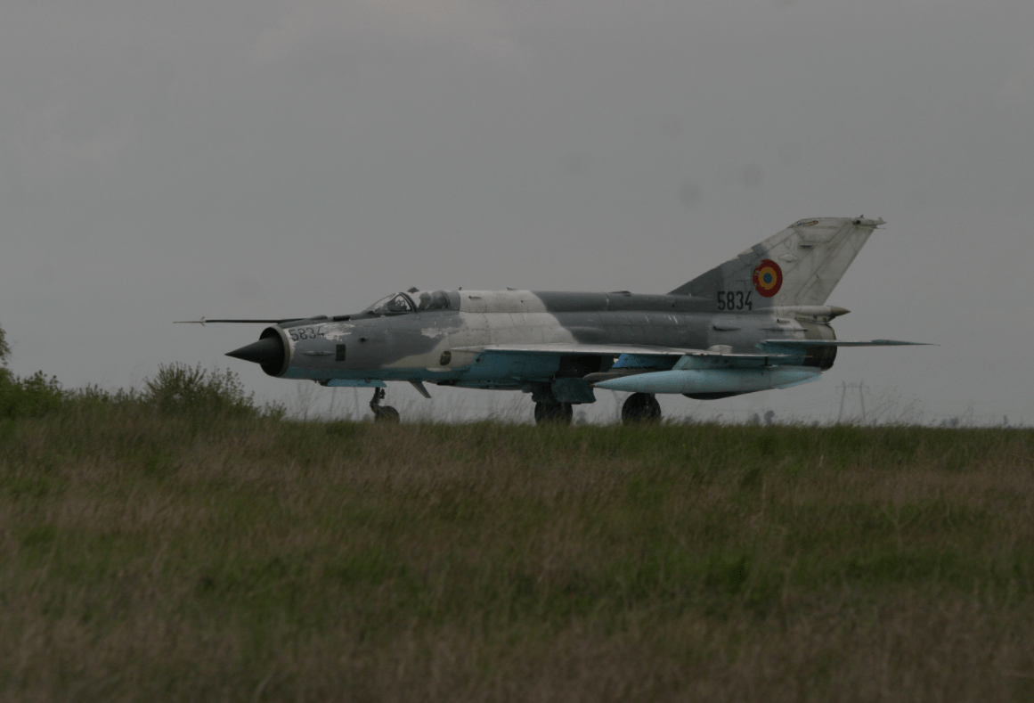 MiG 21, catastrofă: kerosenul oprește motorul