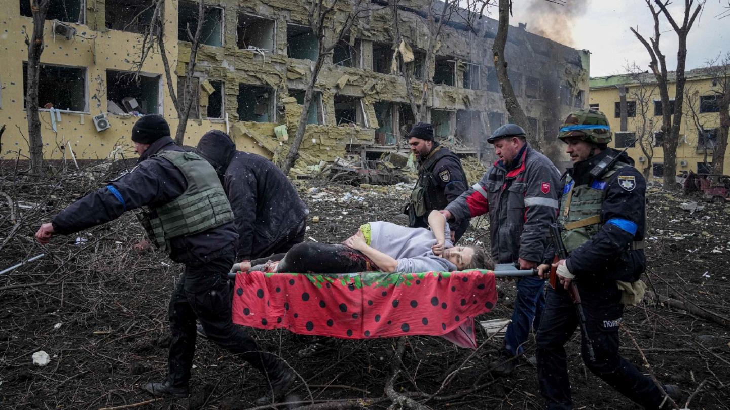 OMS confirmă 64 de atacuri asupra spitalelor din Ucraina