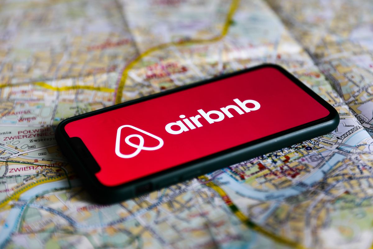 Airbnb devine indisponibil pentru Rusia și Belarus