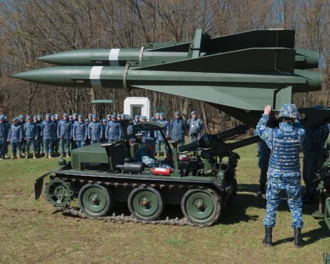 Oficial: România va dona armament Ucrainei