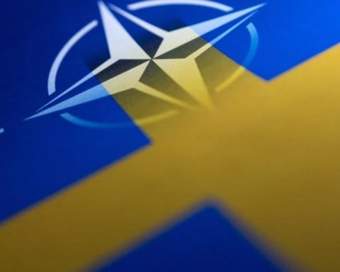 Suedia și apropierea de NATO