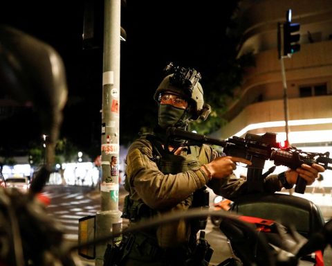 Teroristul care a omorât doi oameni în Tel Aviv a fost ucis