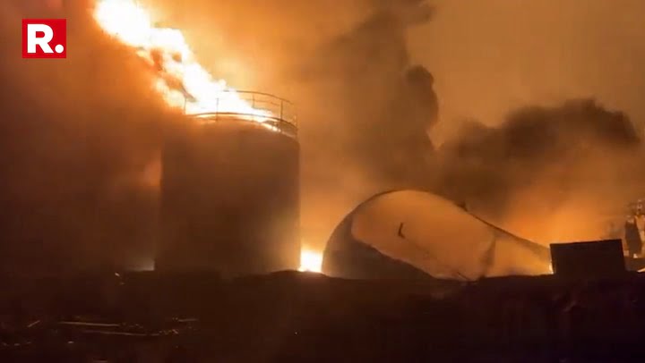 Un depozit de combustibil din Rusia a sărit în aer