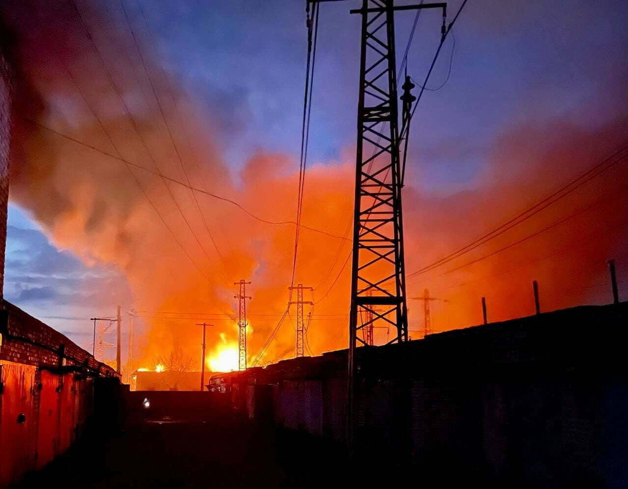 Trei centrale electrice bombardate în Lvov