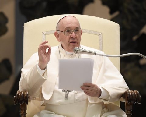 Papa face apel la deblocarea exporturilor din Ucraina