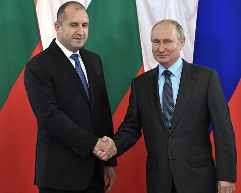 Președintele bulgar pro-rus vrea guvern socialist