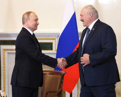 Putin, Lukașenko: Occidentul ne va ataca