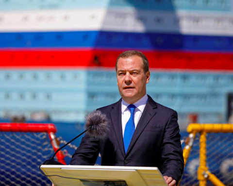 Medvedev, asmuțit de Putin împotriva Ucrainei