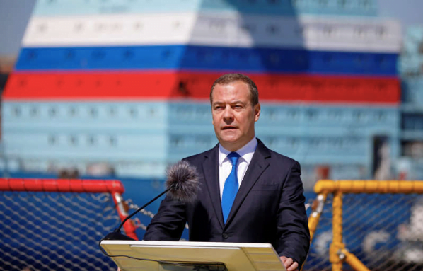 Medvedev, asmuțit de Putin împotriva Ucrainei