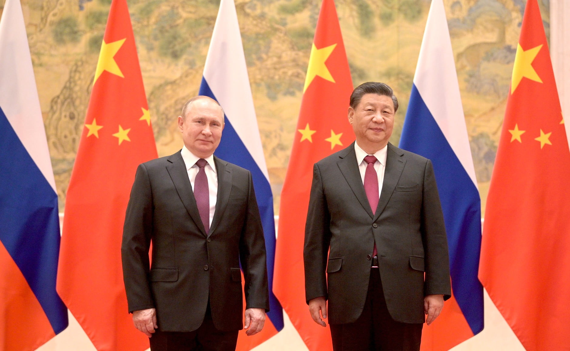 Putin se agață de Xi Jinping