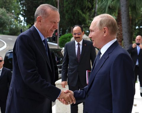 Turcia plătește gazul rusesc în ruble