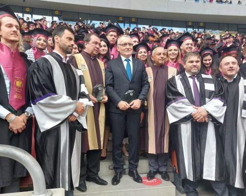 Ministrul Cîmpeanu a plagiat cursuri universitare