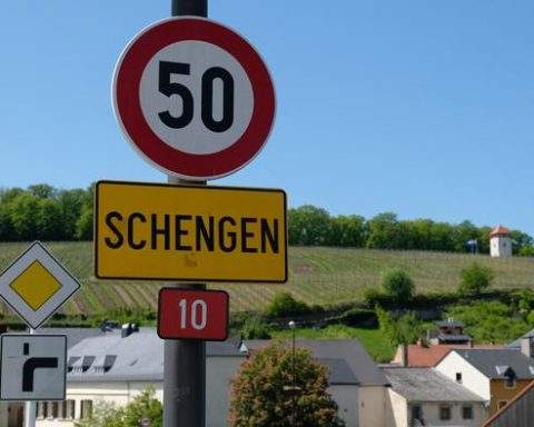 Rușii, mult mai greu în Schengen