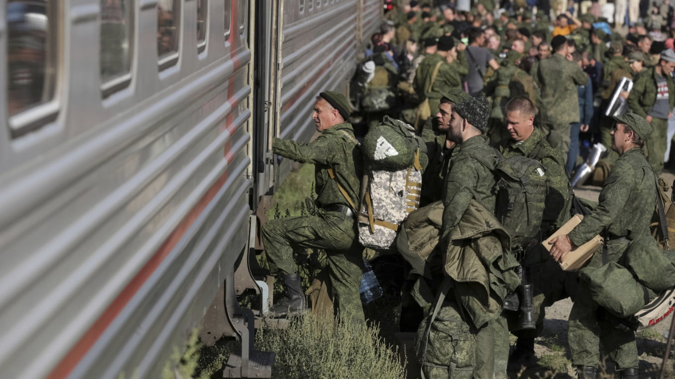 Bărbații mobilizați în Habarovsk, chemați ilegal