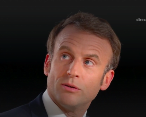 Macron: Rusia atacă nuclear, Franța - neafectată