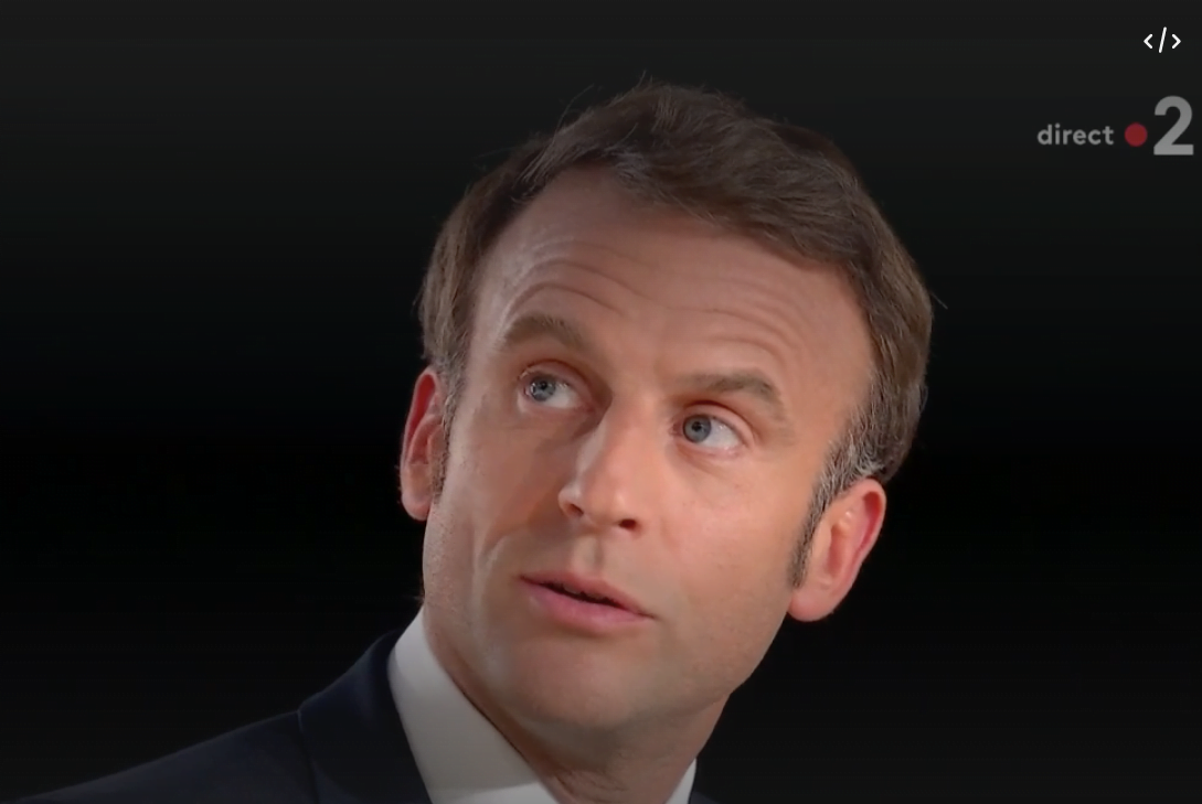 Macron: Rusia atacă nuclear, Franța - neafectată
