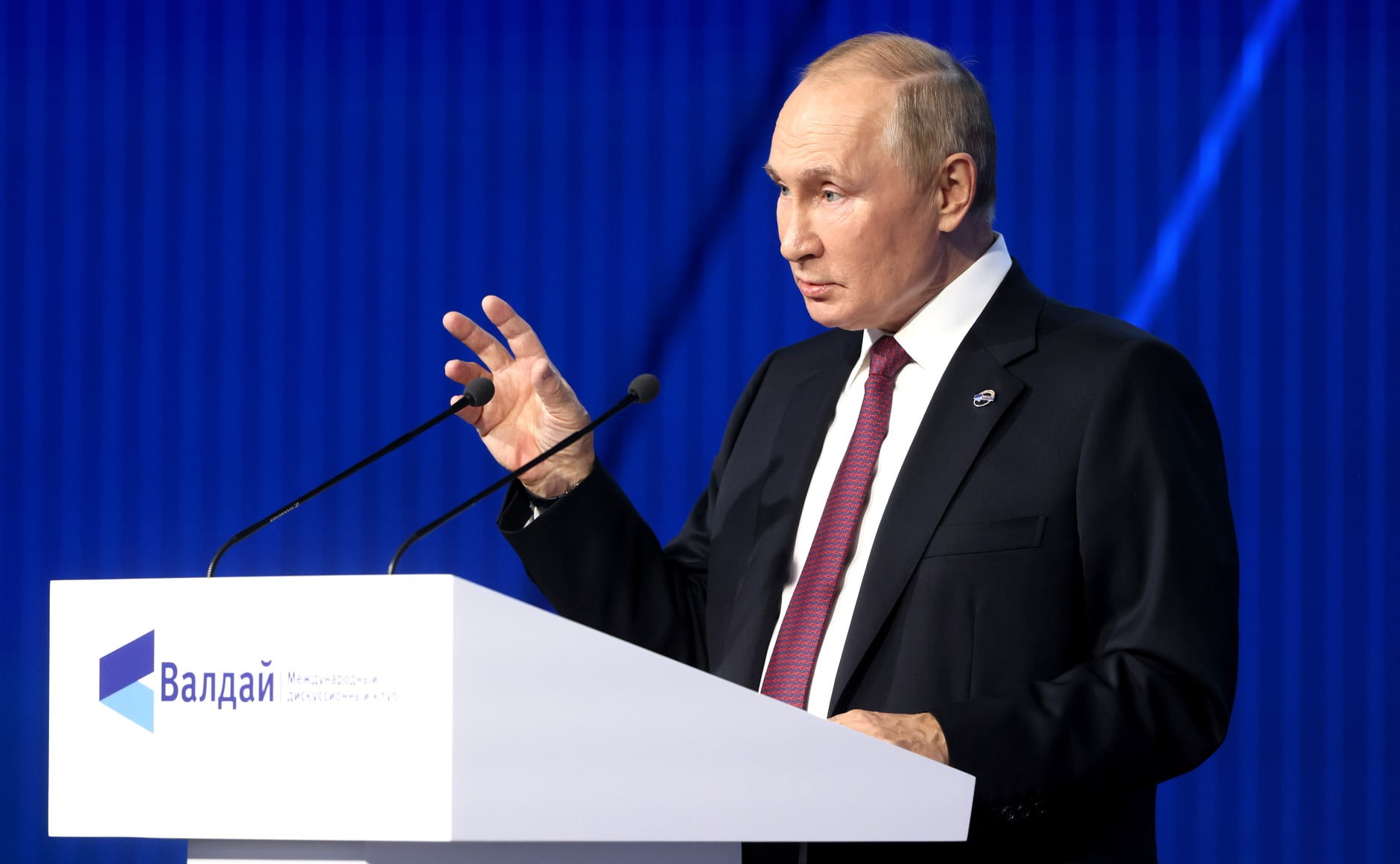 Putin, show-delir de trei ore