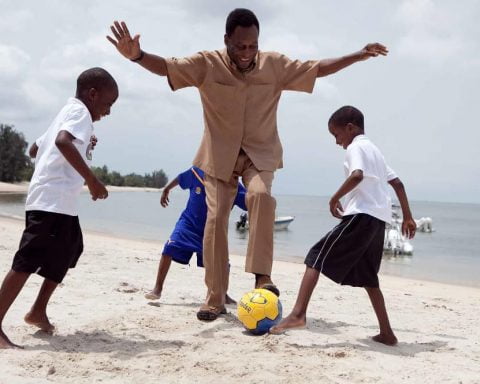Pelé (82 de ani) a murit