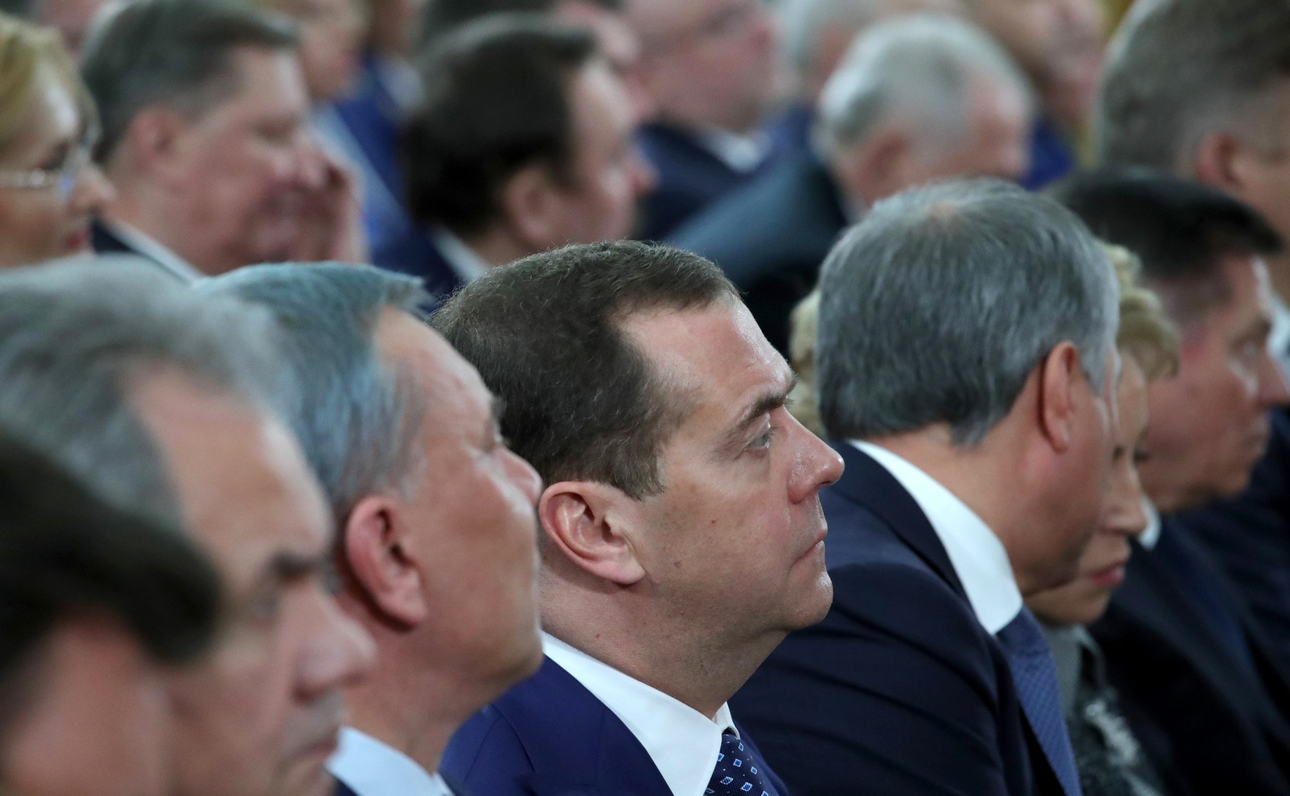 Medvedev vrea Ucraina să negocieze îngenuncheată