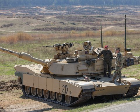Tancuri Abrams pentru România, preț incert