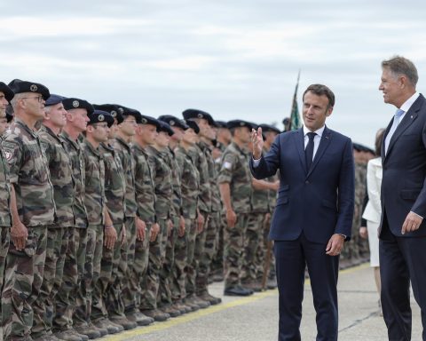 Trupe europene în Ucraina, cere Macron