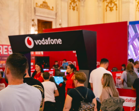 Vodafone scumpește cu 8% facturile serviciilor