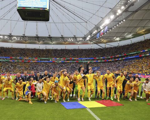Bucuria fotbaliștilor români, considerați perdanții CE