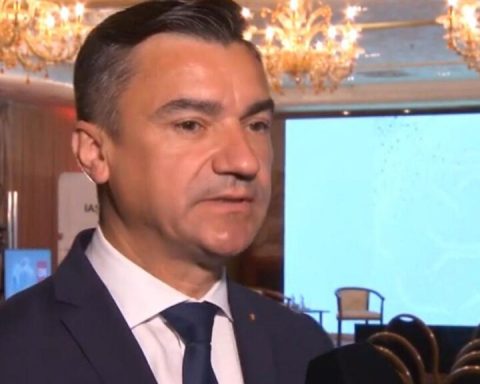 Primarul Iașiului vrea să fie parlamentar